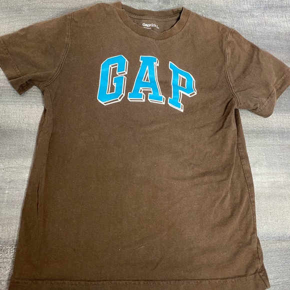 GapKids T-Shirt - Picture 1 of 3